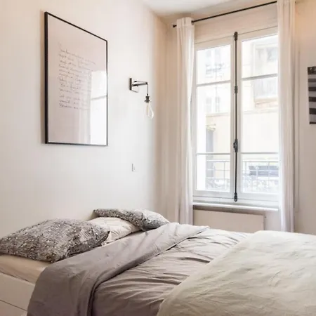 Bright Apt With Wifi Near Sacre Coeur Apartment